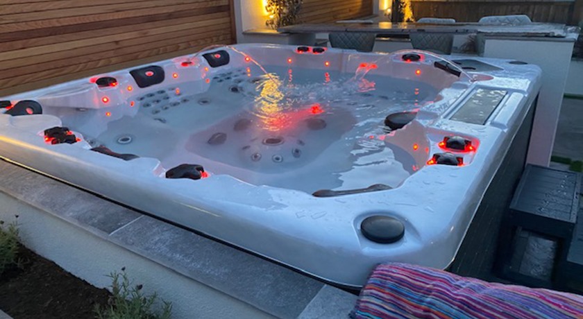 Hot tub with lights and fountains