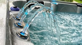 Hot tub water fountains