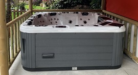 Hot tub
