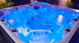 Venice hot tub in action