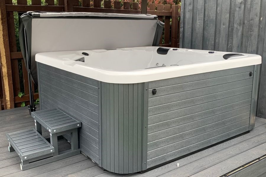Barbados 6-7 Person Hot Tub 