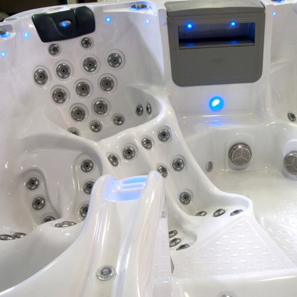 Tahiti hot tub with jets and lights