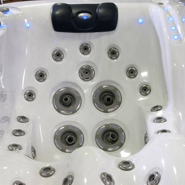 Fiji 6 Seater Hot Tub