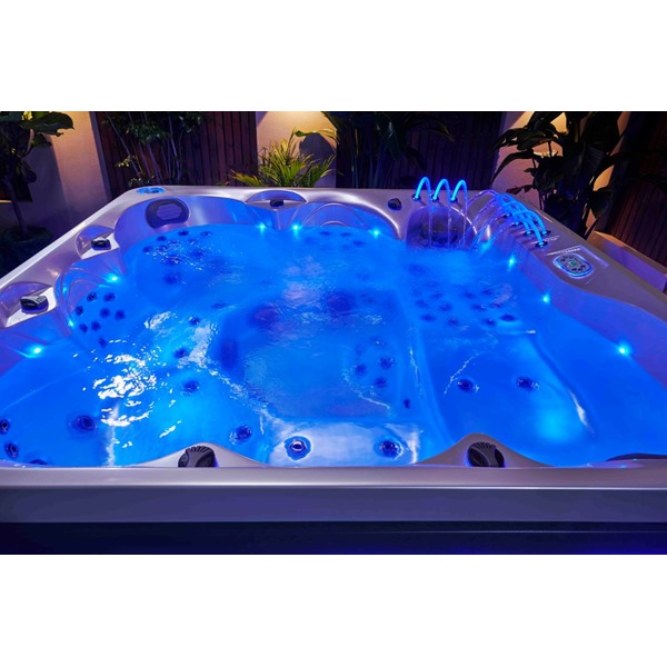 Venice 6-7 Person Hot Tub 