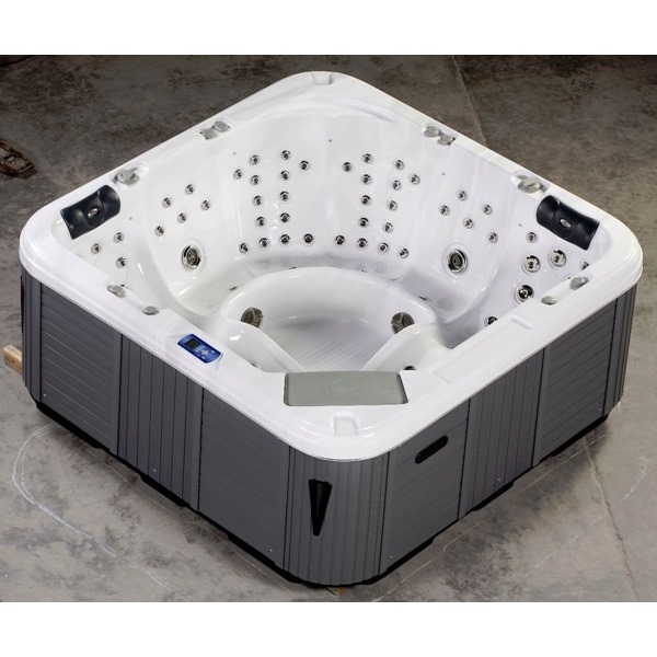 St Martinique 6-8 Seater Hot Tub